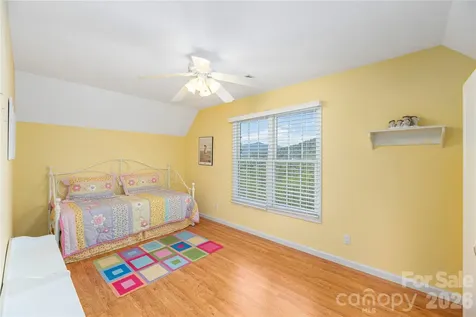 554 Breckenridge Road Waynesville NC 28785