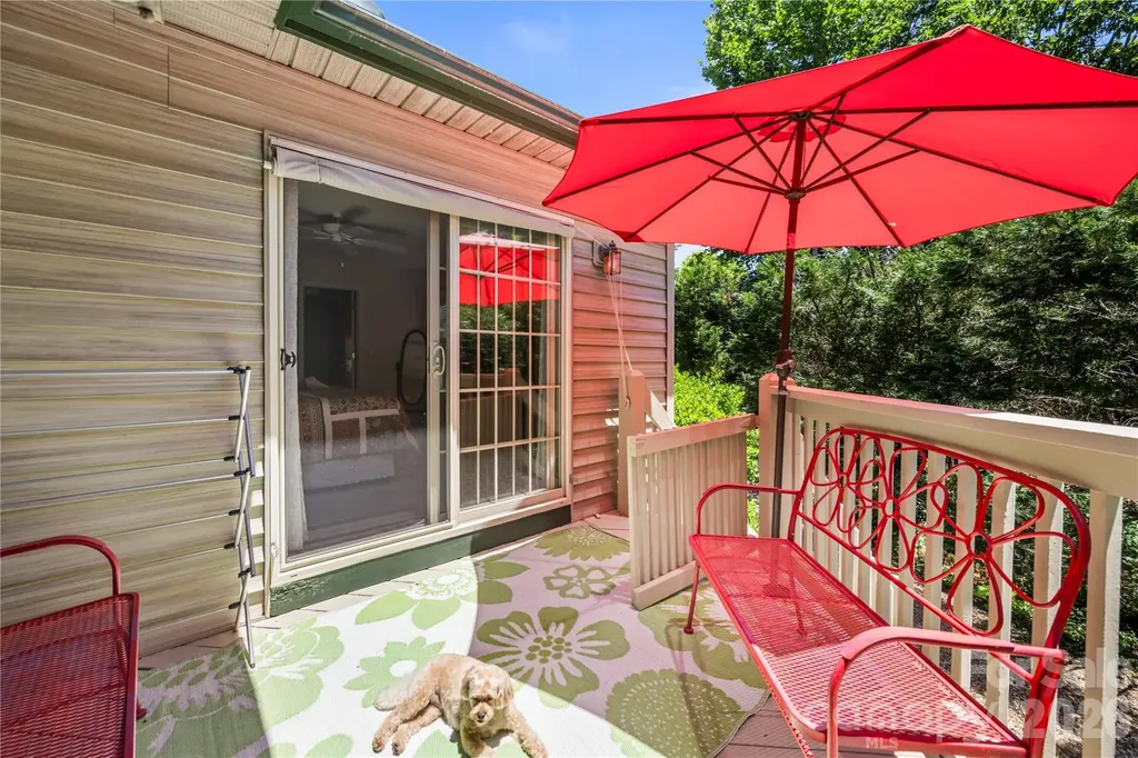 9 Tall Pines Road Hendersonville NC 28739