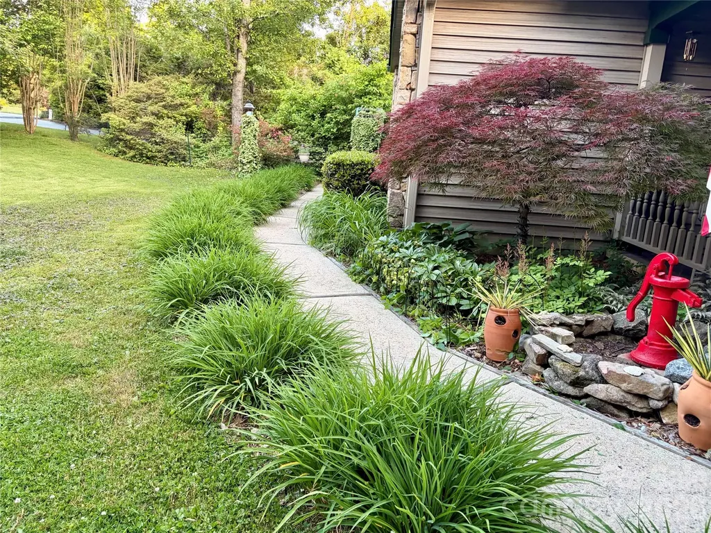 9 Tall Pines Road Hendersonville NC 28739