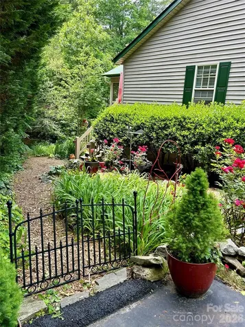 9 Tall Pines Road Hendersonville NC 28739