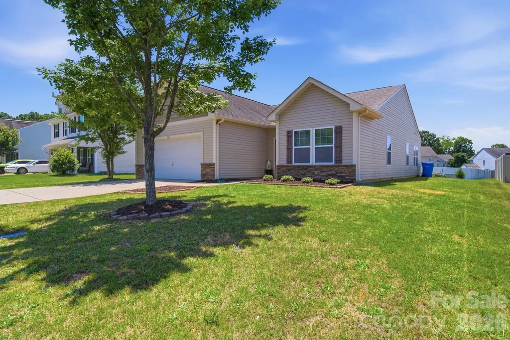 514 Smokehouse Lane Albemarle NC 28001
