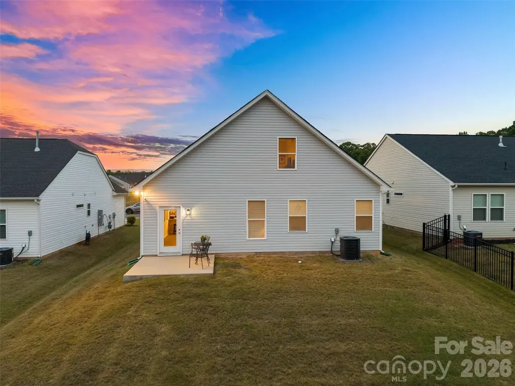 1986 Ambrose Way Denver NC 28037