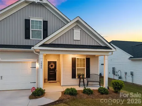 1986 Ambrose Way Denver NC 28037
