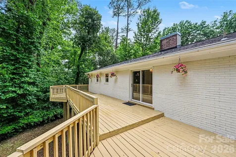 716 Grandview Drive NE Concord NC 28025