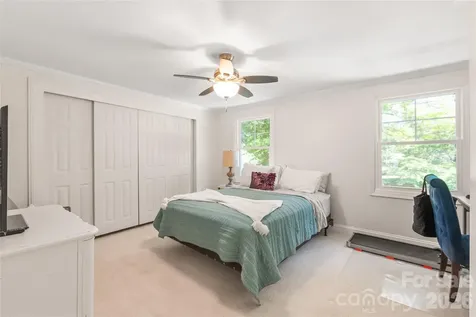 425 Regency Drive Charlotte NC 28211