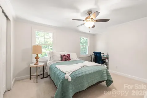 425 Regency Drive Charlotte NC 28211