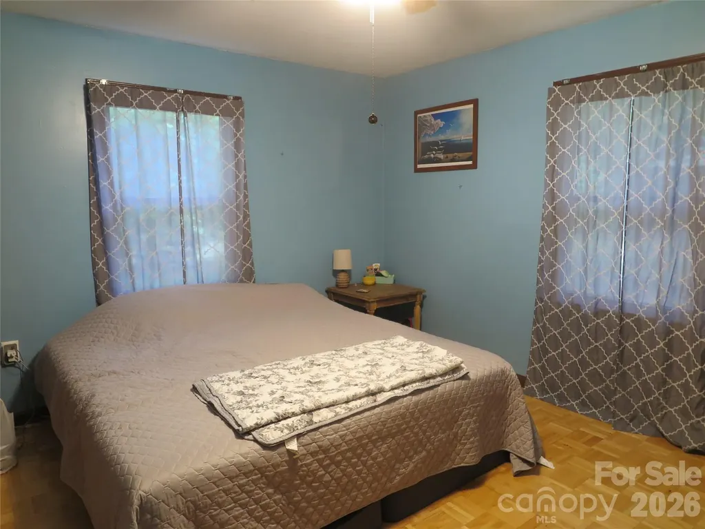 112 Glenn Oaks Drive Lawndale NC 28090