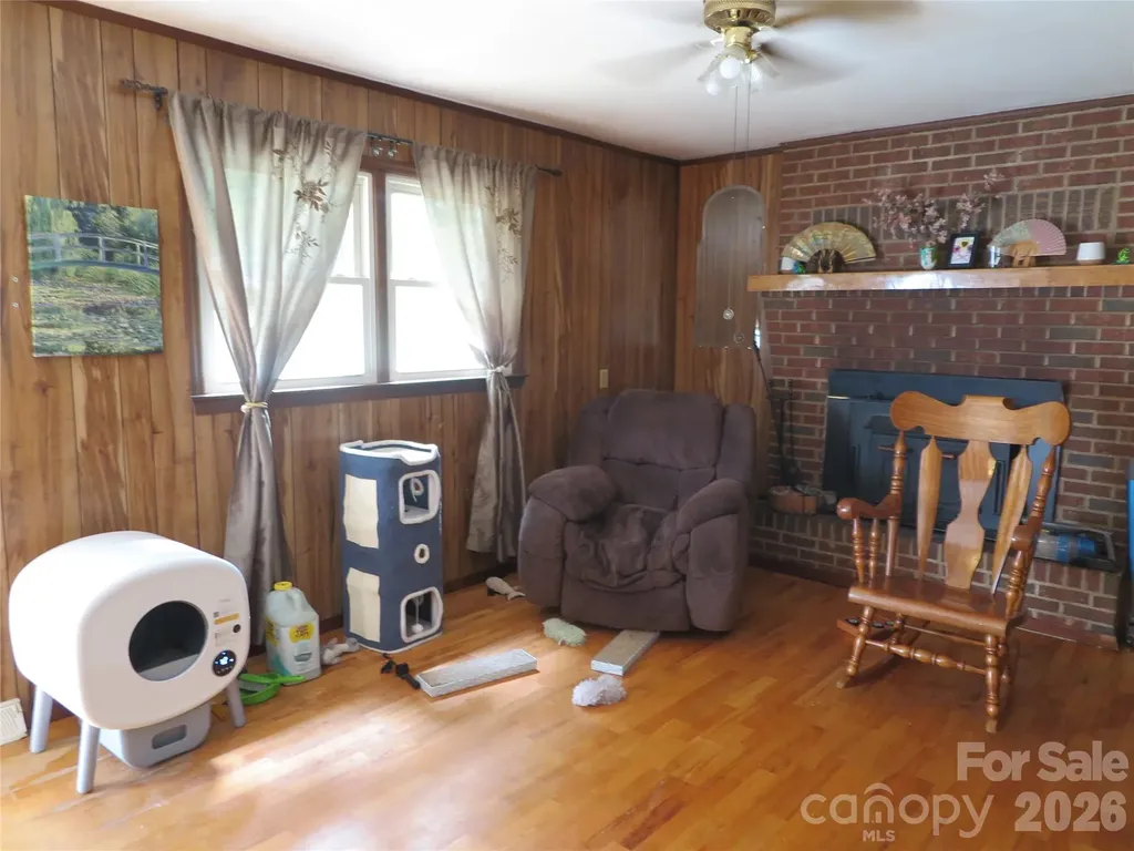 112 Glenn Oaks Drive Lawndale NC 28090