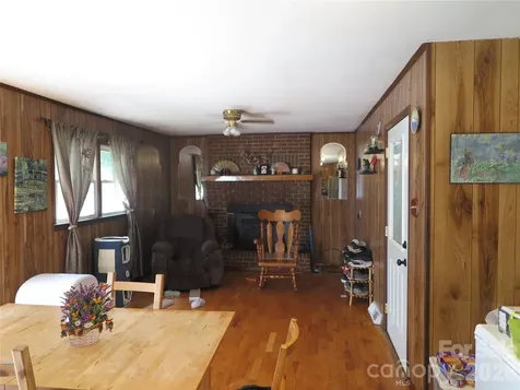 112 Glenn Oaks Drive Lawndale NC 28090