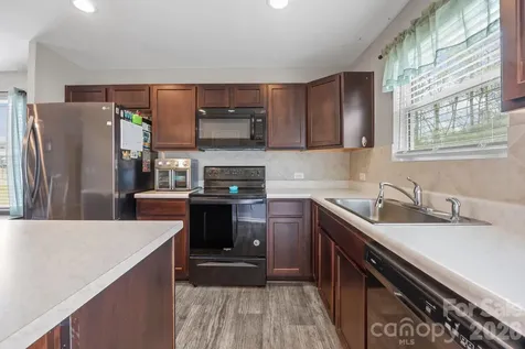 813 Yorkshire Drive Albemarle NC 28001