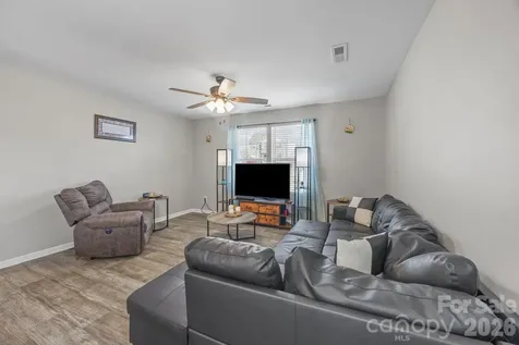 813 Yorkshire Drive Albemarle NC 28001