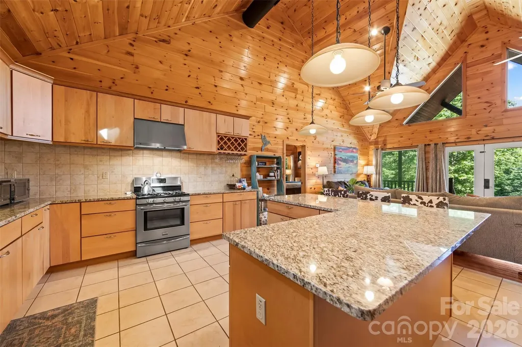 128 Hummingbird Lane Almond NC 28702