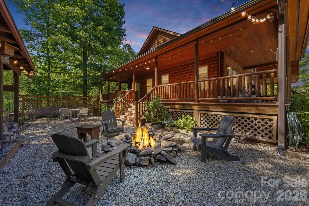 128 Hummingbird Lane Almond NC 28702