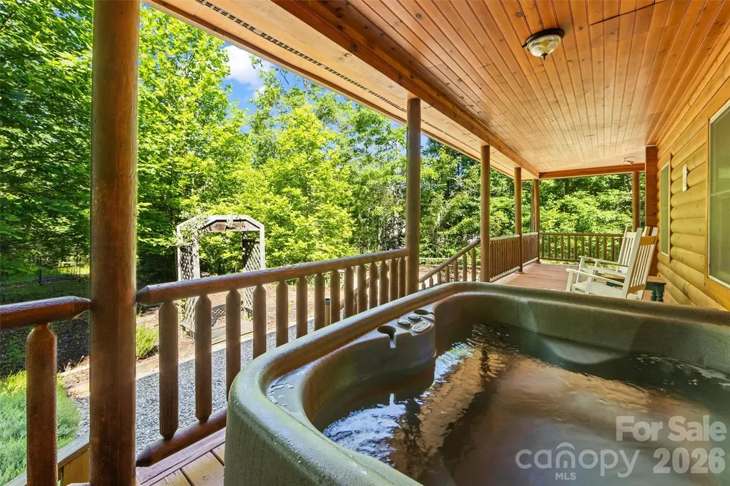 128 Hummingbird Lane Almond NC 28702