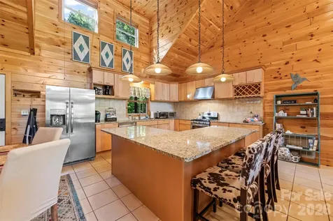 128 Hummingbird Lane Almond NC 28702
