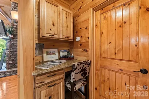 128 Hummingbird Lane Almond NC 28702