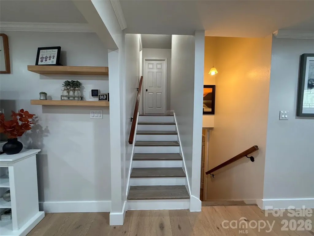1130 16th Avenue NW Hickory NC 28601