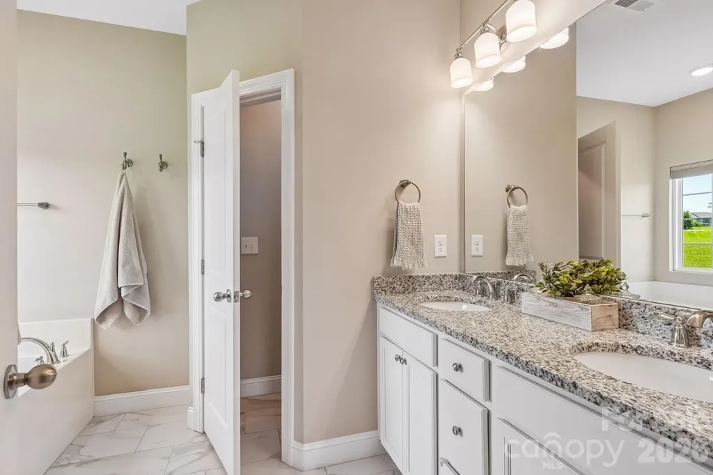 3023 Isle Lane Monroe NC 28110