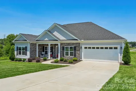 3023 Isle Lane Monroe NC 28110