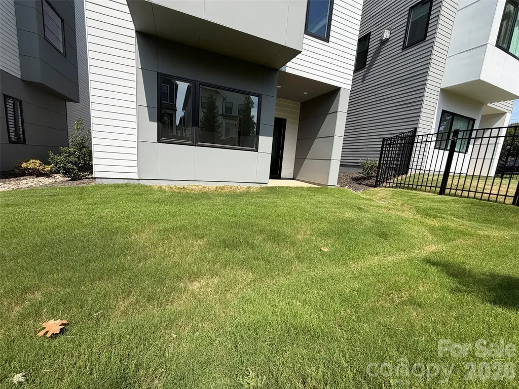 221 Woodsborough Place Raleigh NC 27601