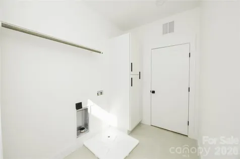 221 Woodsborough Place Raleigh NC 27601