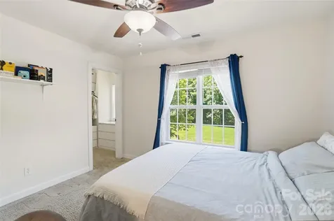 12226 Red Rust Lane Charlotte NC 28277