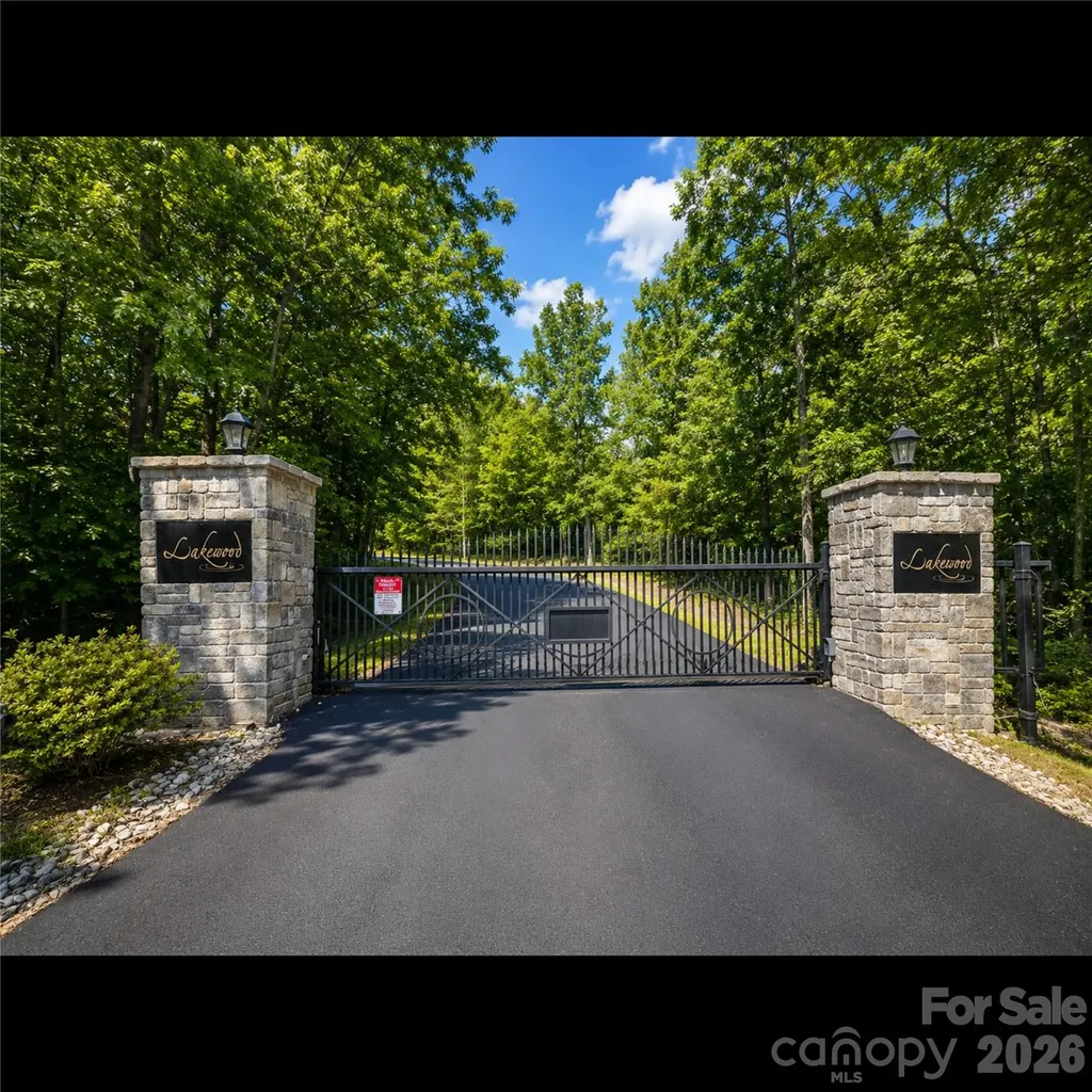 547 James View Road Marion NC 28752