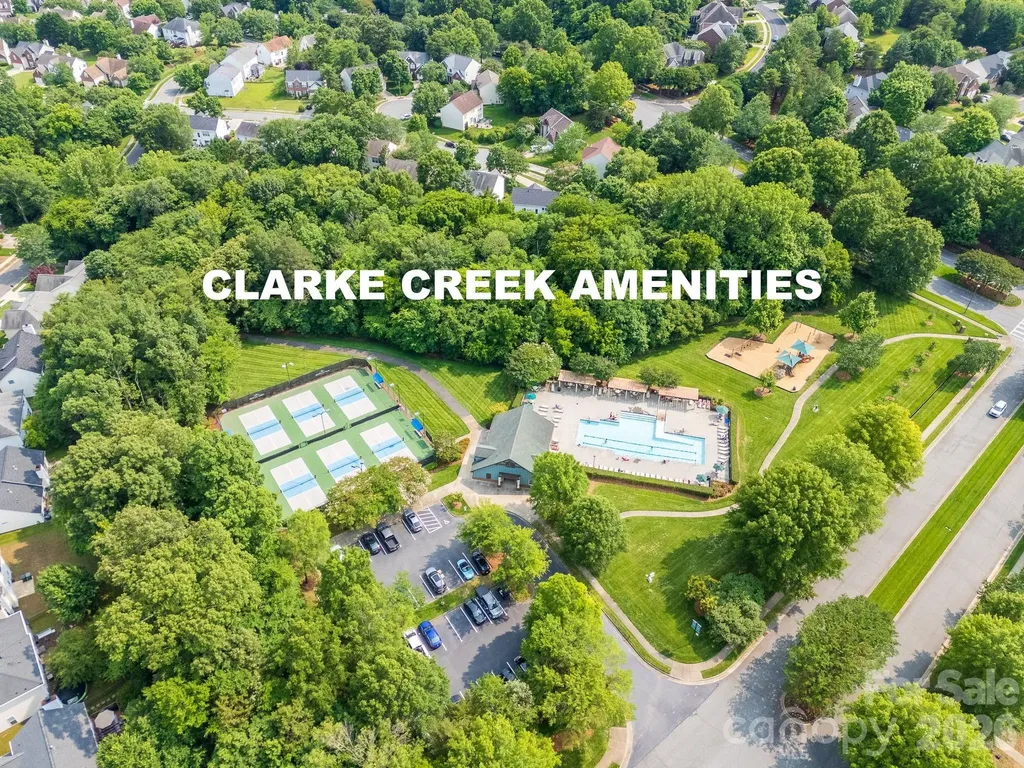8543 Brookings Drive Charlotte NC 28269