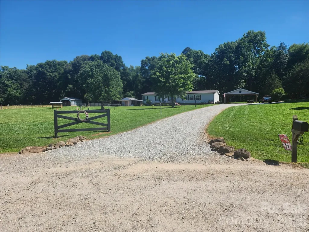 441 Fairgrounds Road Taylorsville NC 28681