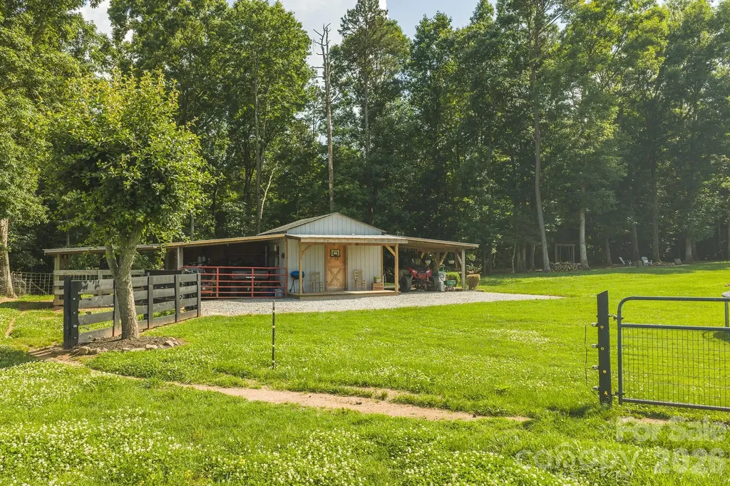 441 Fairgrounds Road Taylorsville NC 28681