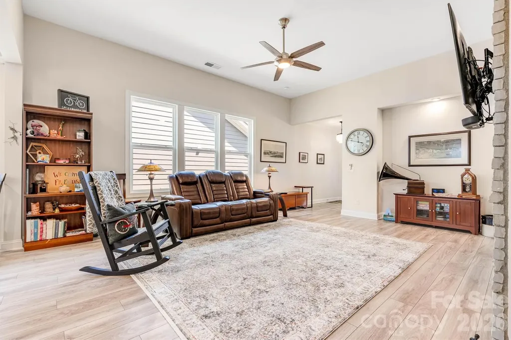 6601 Good News Drive Charlotte NC 28215