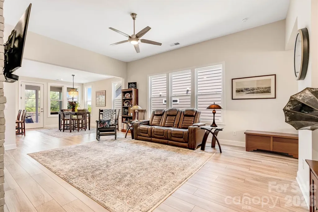 6601 Good News Drive Charlotte NC 28215