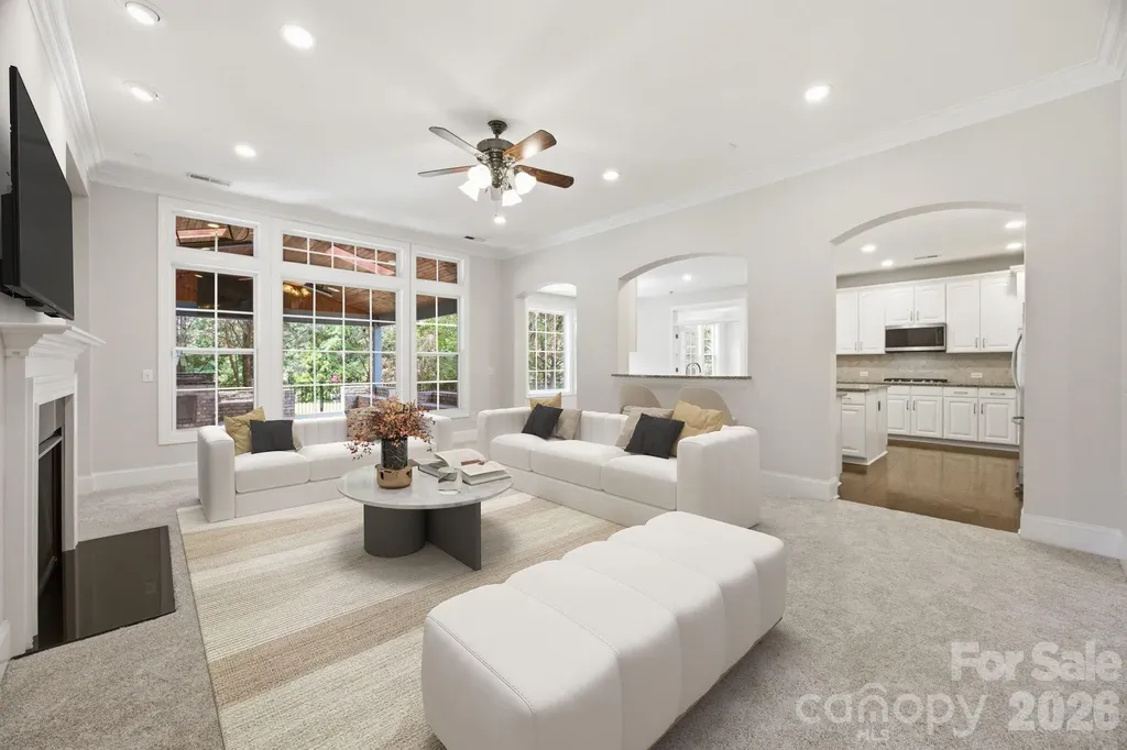 6812 S Creek Road Charlotte NC 28277