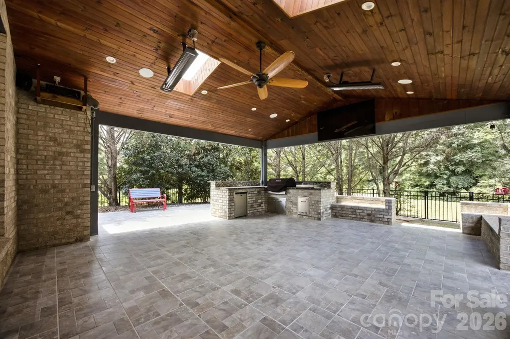 6812 S Creek Road Charlotte NC 28277