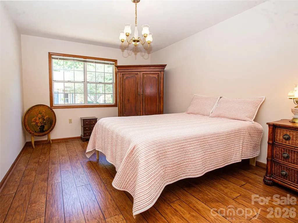 357 Laurel Park Place Hendersonville NC 28791