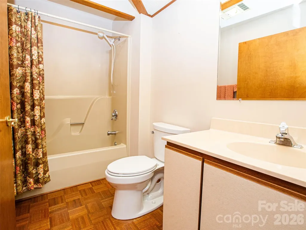 357 Laurel Park Place Hendersonville NC 28791