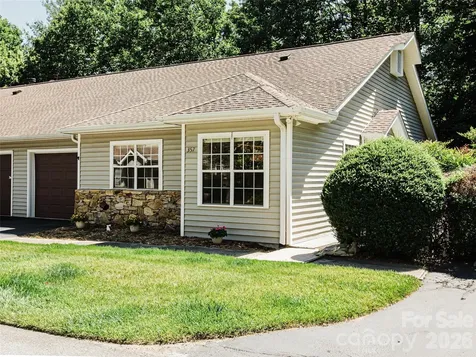 357 Laurel Park Place Hendersonville NC 28791