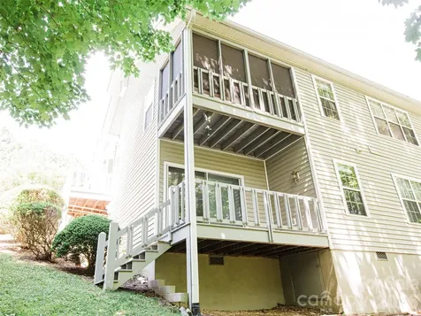 357 Laurel Park Place Hendersonville NC 28791