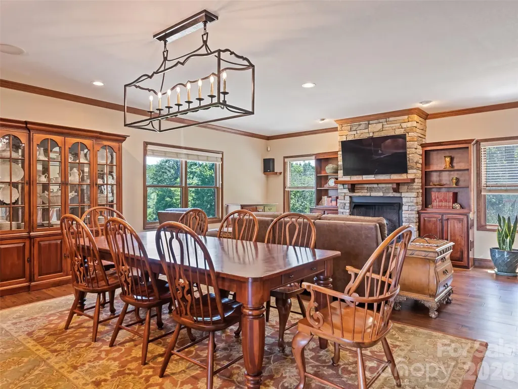 1418 Landis Lane Nebo NC 28761