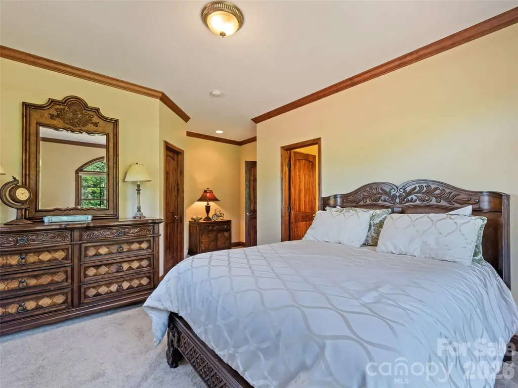 1418 Landis Lane Nebo NC 28761