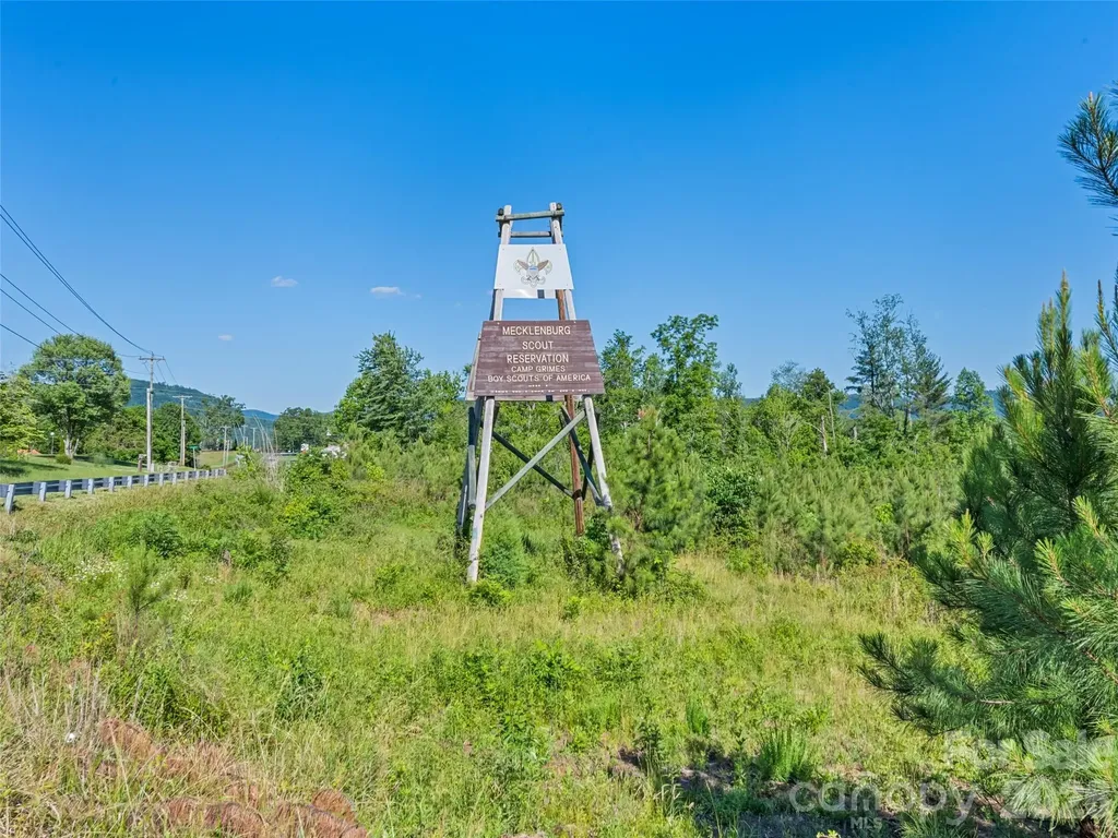 1418 Landis Lane Nebo NC 28761