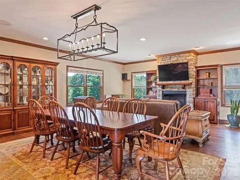 1418 Landis Lane Nebo NC 28761