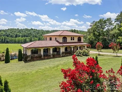 1418 Landis Lane Nebo NC 28761