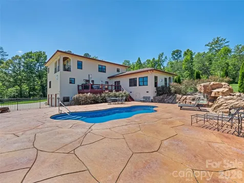 1418 Landis Lane Nebo NC 28761