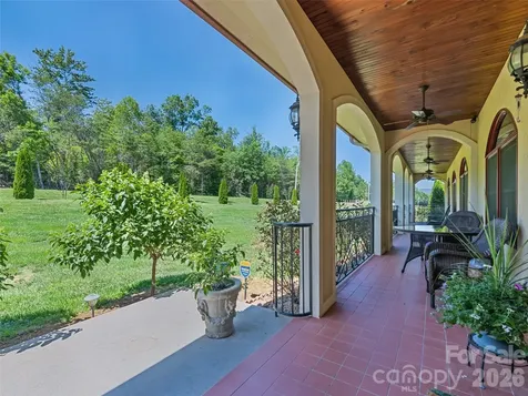 1418 Landis Lane Nebo NC 28761