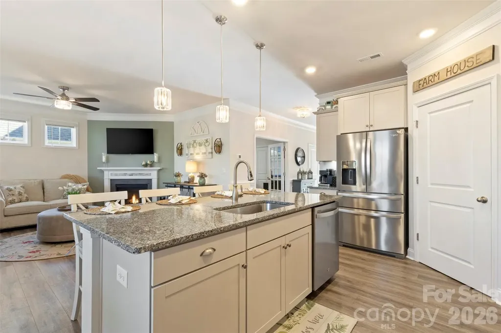 4023 Gozzi Drive Iron Station NC 28080