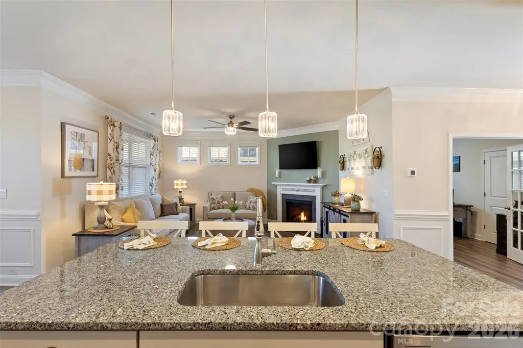 4023 Gozzi Drive Iron Station NC 28080