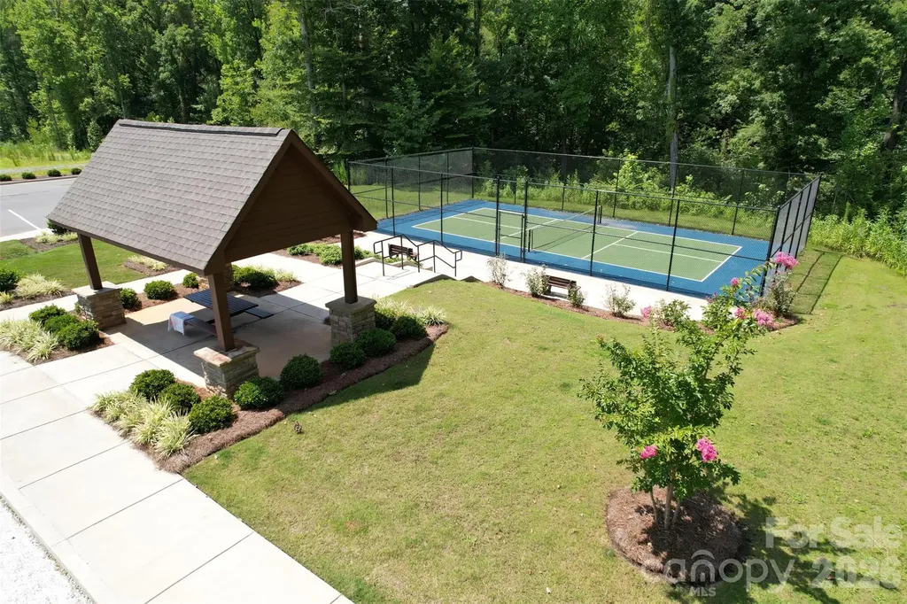 4023 Gozzi Drive Iron Station NC 28080