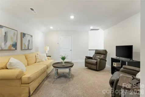 4023 Gozzi Drive Iron Station NC 28080