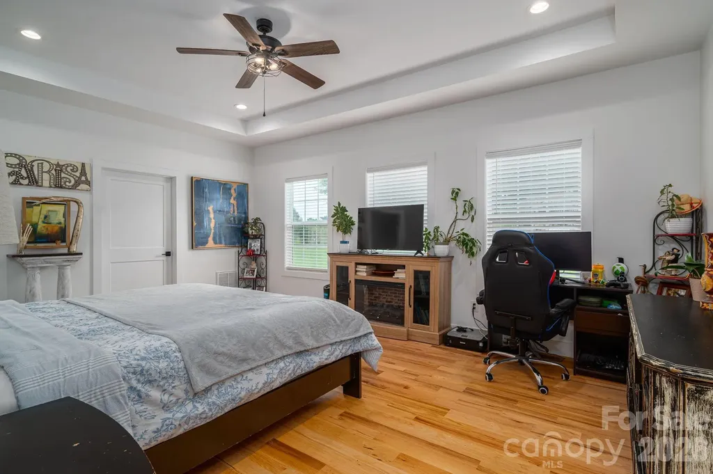 1484 Null Road Lincolnton NC 28092